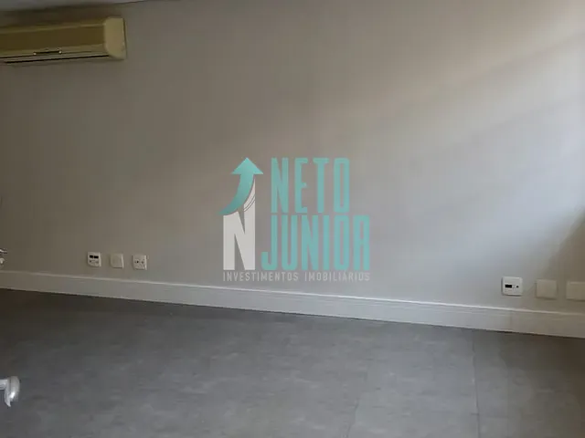 Conjunto comercial com 135m², para alugar, no bairro Itaim Bibi em São Paulo