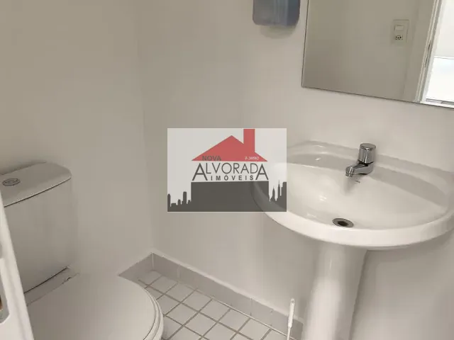 Sala com 75m², para alugar, no bairro Vila Leopoldina em São Paulo