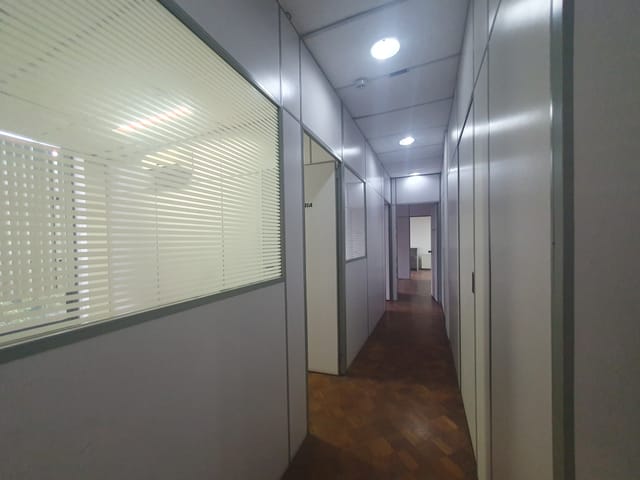 Conjunto comercial para alugar, no bairro República em São Paulo