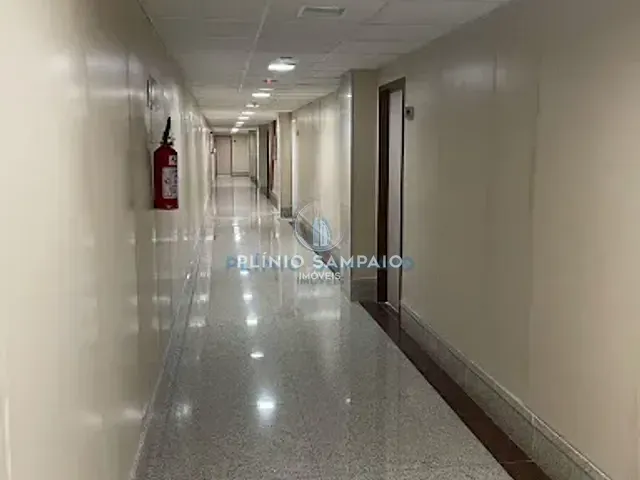 Conjunto comercial com 97m², à venda, no bairro Eurico Salles em Serra