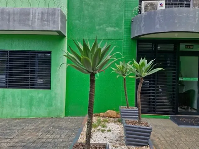 Conjunto comercial com 270m², à venda, no bairro Canadá em Londrina