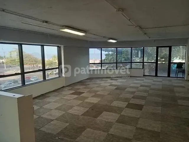 Conjunto comercial com 403m², para alugar, no bairro Copacabana em Rio de Janeiro