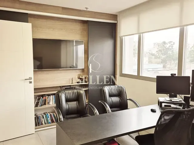 Sala com 127m², à venda, no bairro Menino Deus em Porto Alegre