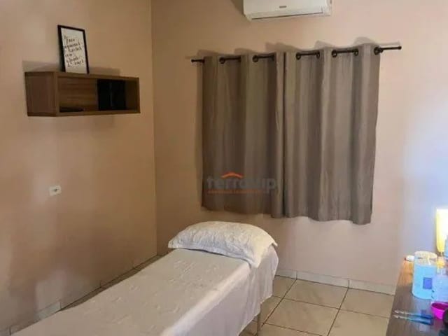 Conjunto comercial com 360m², à venda, no bairro Jardim Novo Mundo em Goiânia