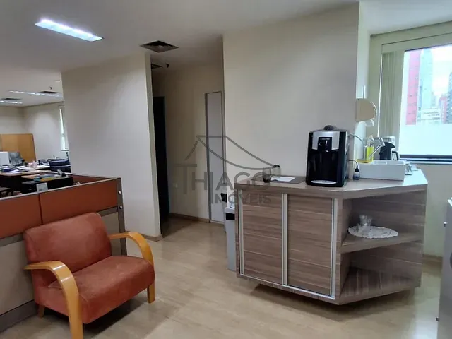 Conjunto comercial à venda, no bairro Santa Cecília em São Paulo