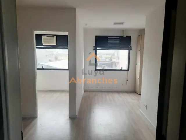 Conjunto comercial com 35m², à venda ou para alugar, no bairro Lapa em São Paulo