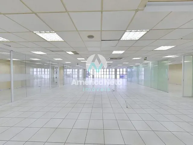 Conjunto comercial com 200m², para alugar, no bairro Centro em São Caetano do Sul