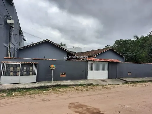 Conjunto comercial à venda, no bairro Chácara Mariléa em Rio das Ostras
