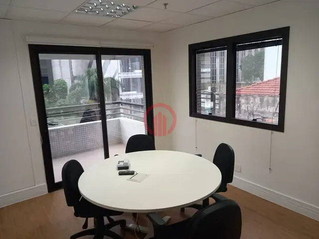 Conjunto comercial com 211m², à venda, no bairro Jardim Paulista em São Paulo
