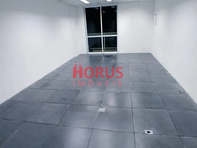 Conjunto comercial para alugar, no bairro Santana em São Paulo