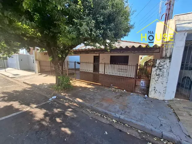Casa com 588m² 3 quartos e 1 banheiro, à venda, no bairro Vila Nova em Votuporanga