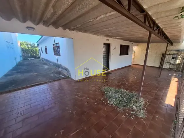 Casa com 588m² 3 quartos e 1 banheiro, à venda, no bairro Vila Nova em Votuporanga