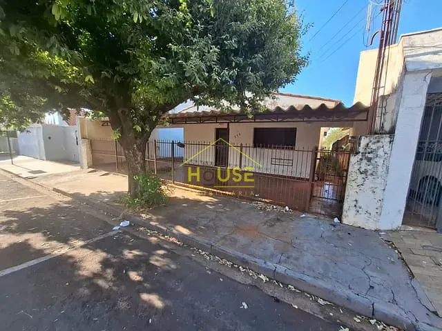 Casa com 588m² 3 quartos e 1 banheiro, à venda, no bairro Vila Nova em Votuporanga