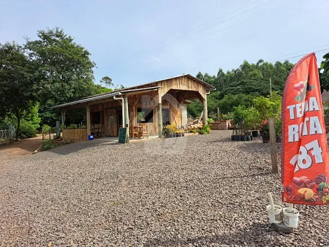 Conjunto comercial para alugar, no bairro Costa da Serra em Montenegro