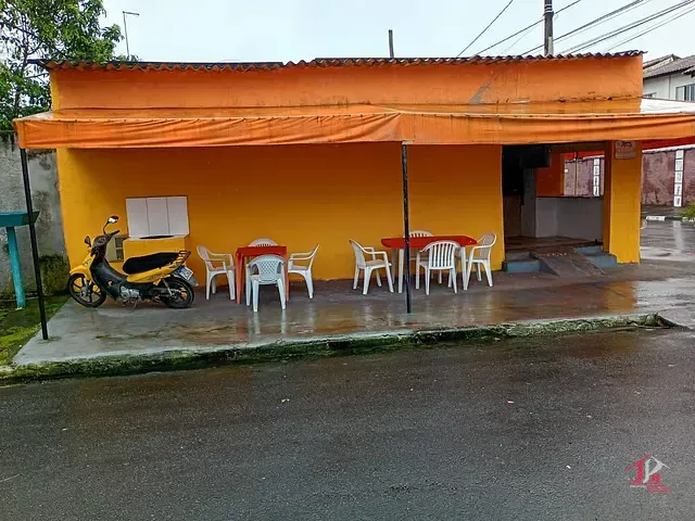 Conjunto comercial com 150m², à venda, no bairro Belas Artes em Itanhaém