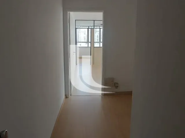 Conjunto comercial à venda ou para alugar, no bairro Higienópolis em São Paulo