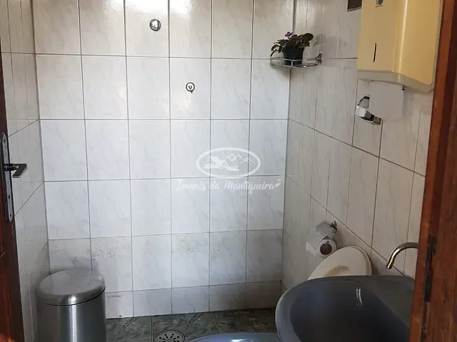Conjunto comercial com 873m², à venda, no bairro Boa Vista II em Resende