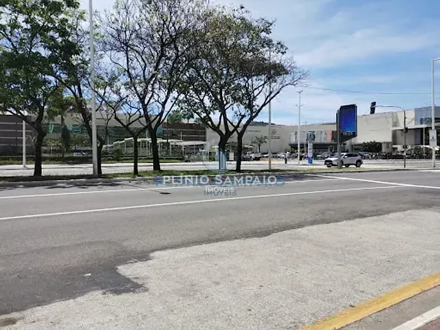Conjunto comercial com 30m², à venda, no bairro Enseada do Suá em Vitória