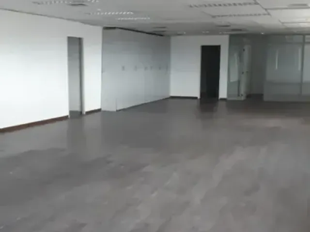 Conjunto comercial para alugar, no bairro Centro em São Paulo