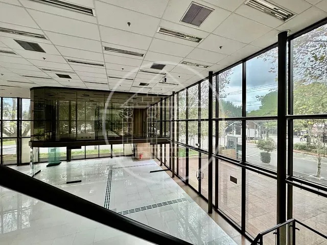 Conjunto comercial com 2481m², para alugar, no bairro Cidade Monções em São Paulo