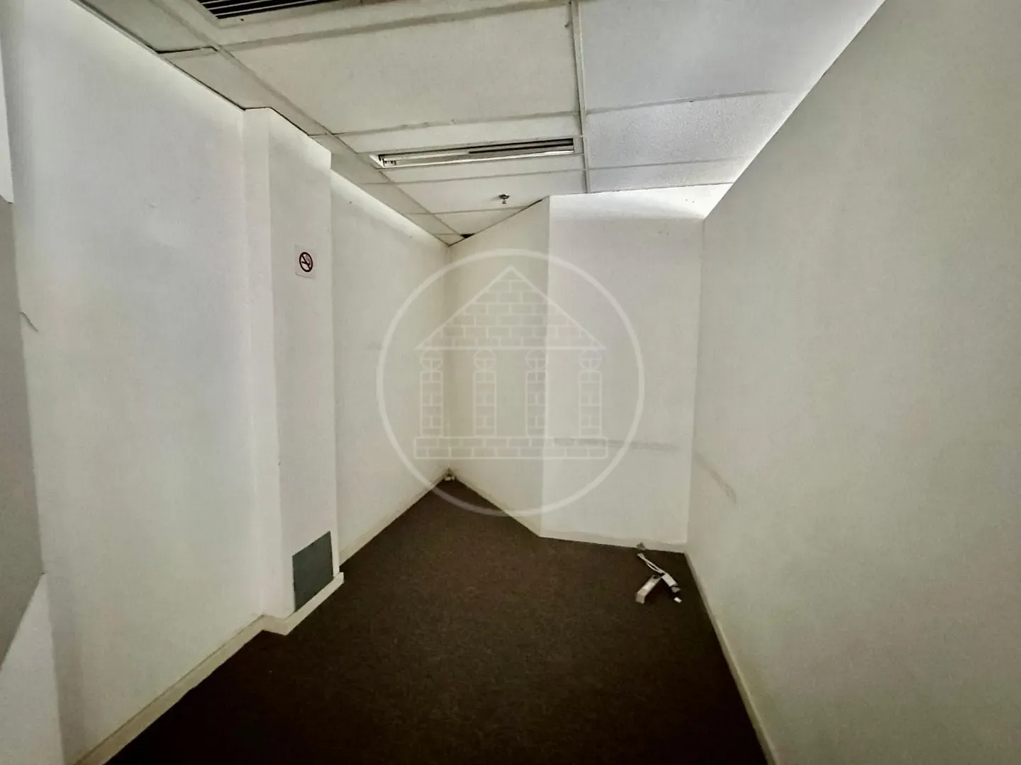 Sala-Conjunto, 1300 m² - Foto 5