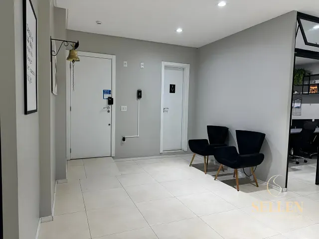 Conjunto comercial com 320m², para alugar, no bairro Pioneiros em Balneário Camboriú