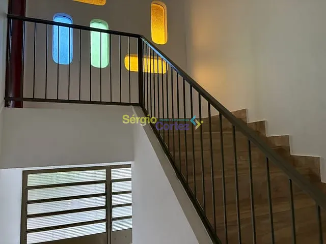 Sala à venda ou para alugar, no bairro Jardim Londrilar em Londrina
