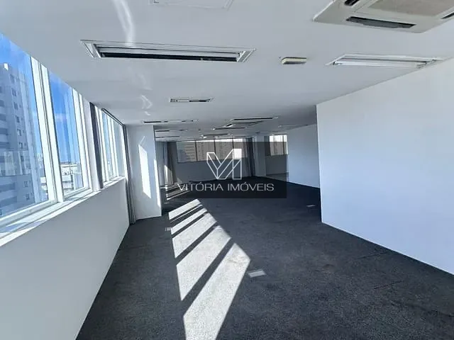 Conjunto comercial para alugar, no bairro Enseada do Suá em Vitória