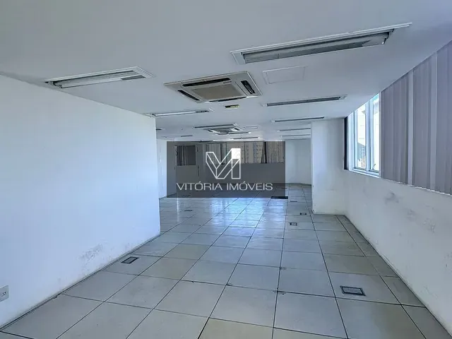 Conjunto comercial para alugar, no bairro Enseada do Suá em Vitória