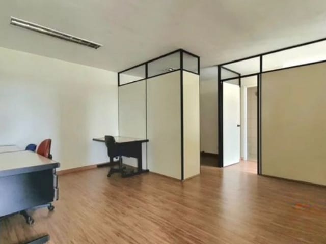Conjunto comercial com 138m², à venda, no bairro Vila Bastos em Santo André