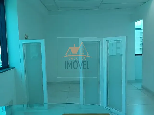 Conjunto comercial com 52m², para alugar, no bairro Vila Nova Conceição em São Paulo