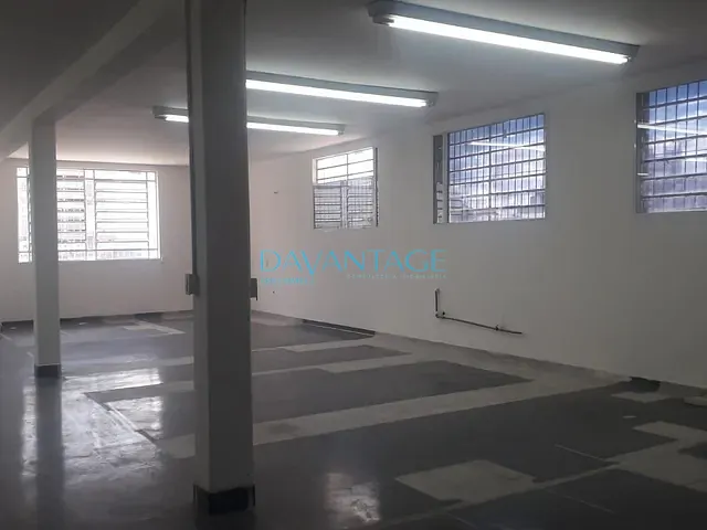 Conjunto comercial com 150m², para alugar, no bairro Lapa em São Paulo