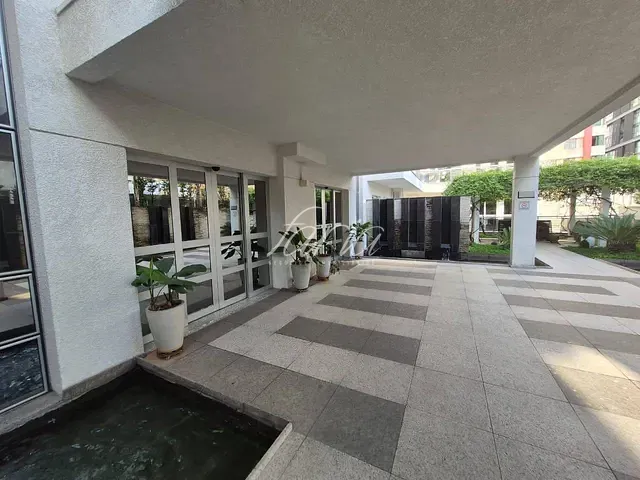 Conjunto comercial com 40m², à venda, no bairro Cerqueira César em São Paulo