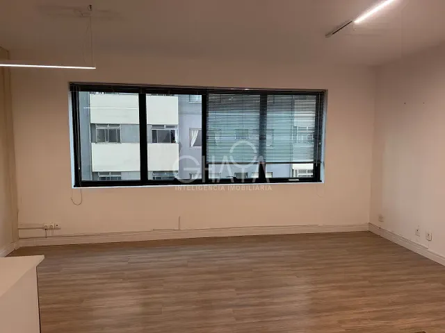 Conjunto comercial para alugar, no bairro Moema em São Paulo