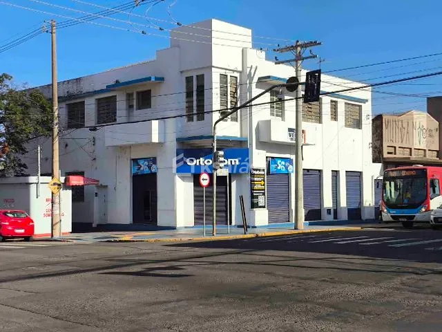 Conjunto comercial com 368m² 14 quartos e 4 banheiros, à venda, no bairro Centro em Campo Grande