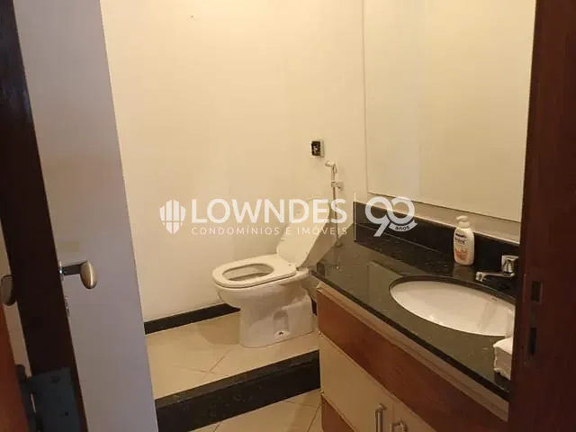 Conjunto comercial com 163m², à venda, no bairro Centro em Rio de Janeiro