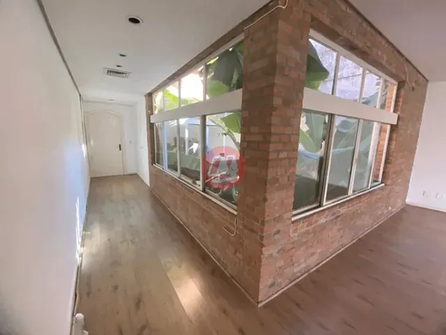 Conjunto comercial com 93m², para alugar, no bairro São Geraldo em Porto Alegre