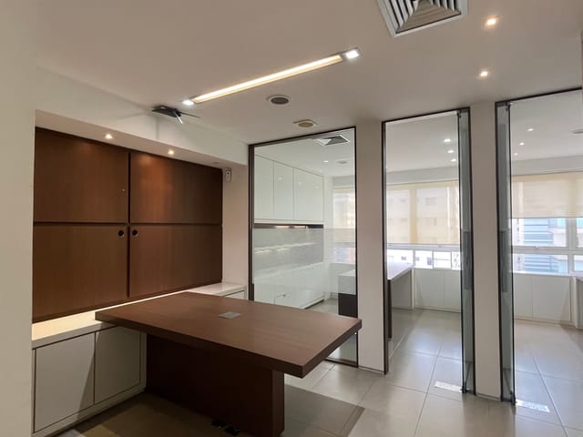 Conjunto comercial para alugar, no bairro Jardim Paulista em São Paulo