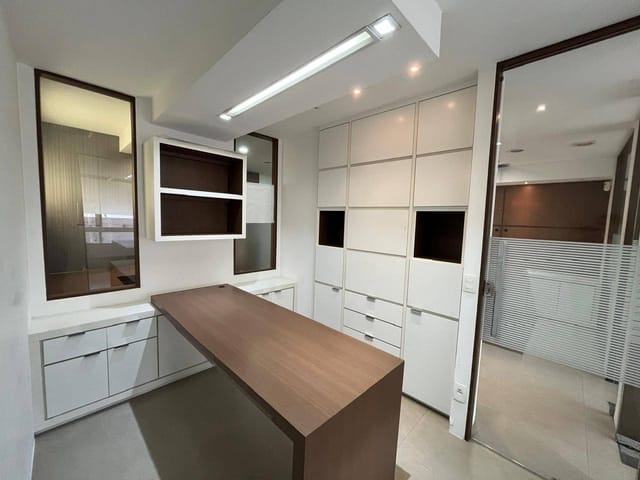 Conjunto comercial para alugar, no bairro Jardim Paulista em São Paulo