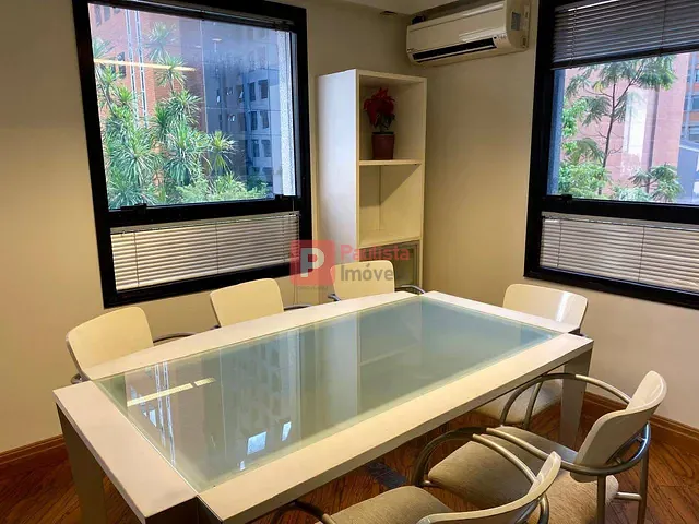 Conjunto comercial com 77m², à venda ou para alugar, no bairro Vila Olímpia em São Paulo