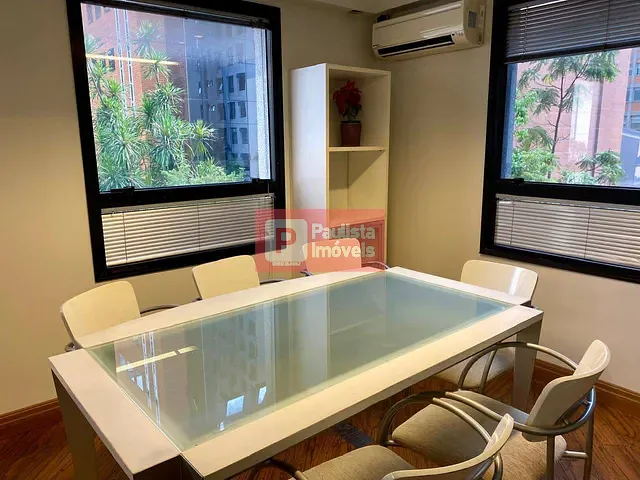 Conjunto comercial com 77m², à venda ou para alugar, no bairro Vila Olímpia em São Paulo