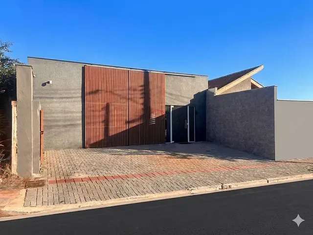 Casa à venda, no bairro Jardim Londrilar em Londrina