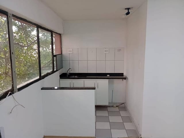 Conjunto comercial com 90m², à venda, no bairro Cidade Ademar em São Paulo