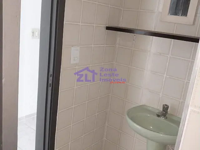 Sala com 30m², para alugar, no bairro Vila Formosa em São Paulo