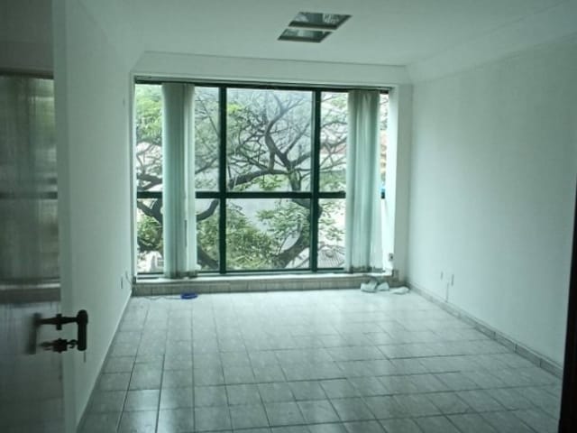Sala à venda, no bairro Centro em Santo André