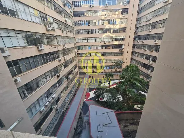 Conjunto comercial com 450m², à venda, no bairro República em São Paulo