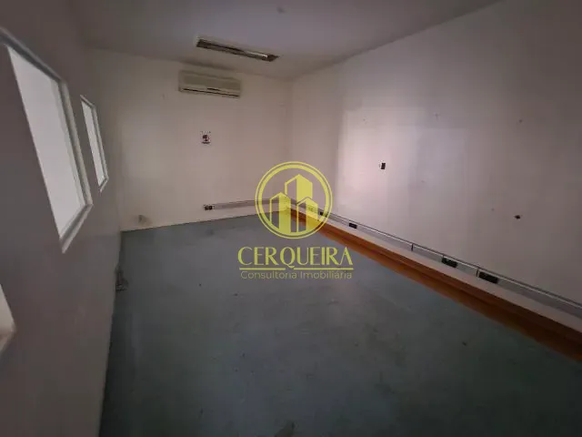 Conjunto comercial com 450m², à venda, no bairro República em São Paulo