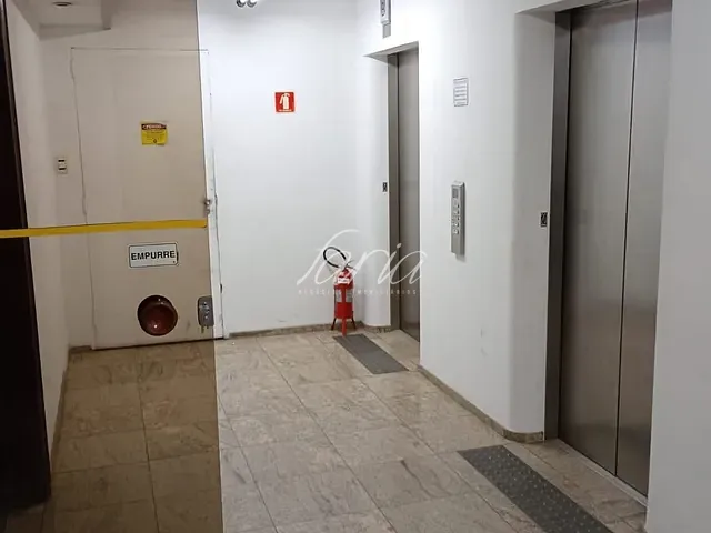 Conjunto comercial com 257m², à venda, no bairro Centro em São Paulo