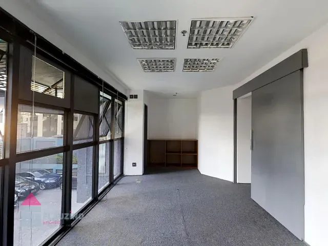 Conjunto comercial à venda, no bairro Vila Olímpia em São Paulo