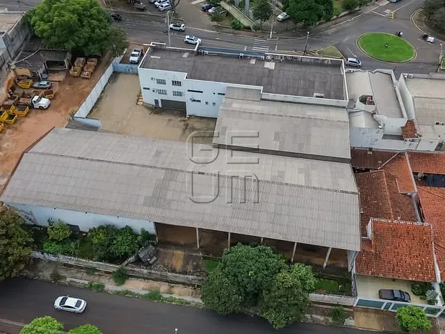 Conjunto comercial para alugar, no bairro Kennedy em Londrina